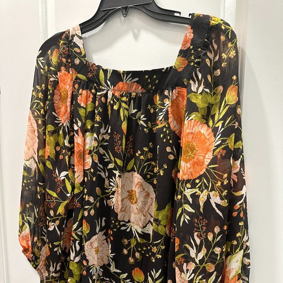 XL LC Lauren Conrad Floral Sheer top over black shell - Picture 2 of 15